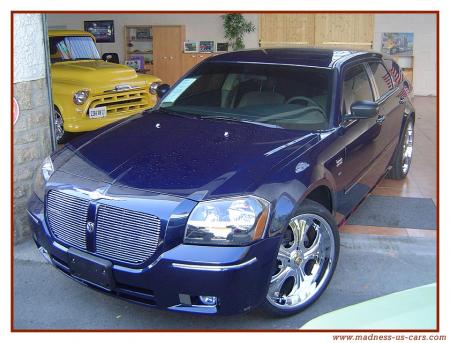 dodge magnum srt 8